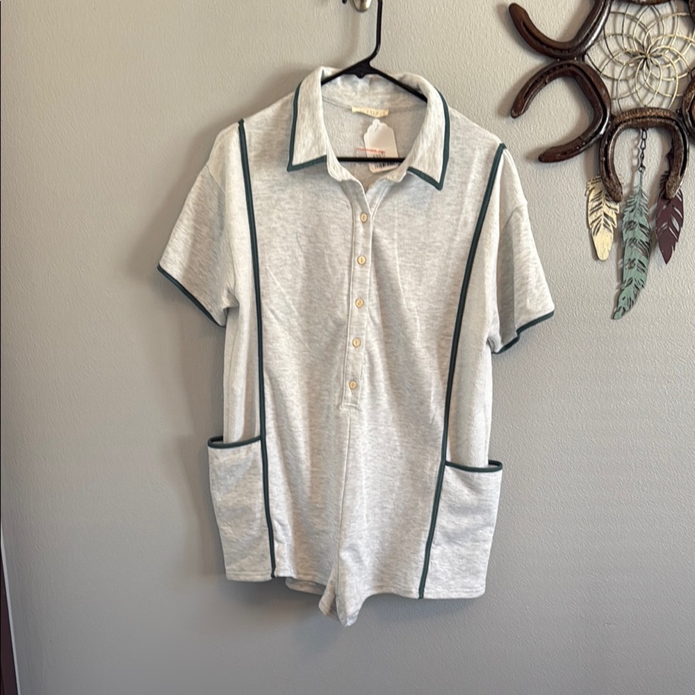 ILLA ILLA Gray and Green short Romper